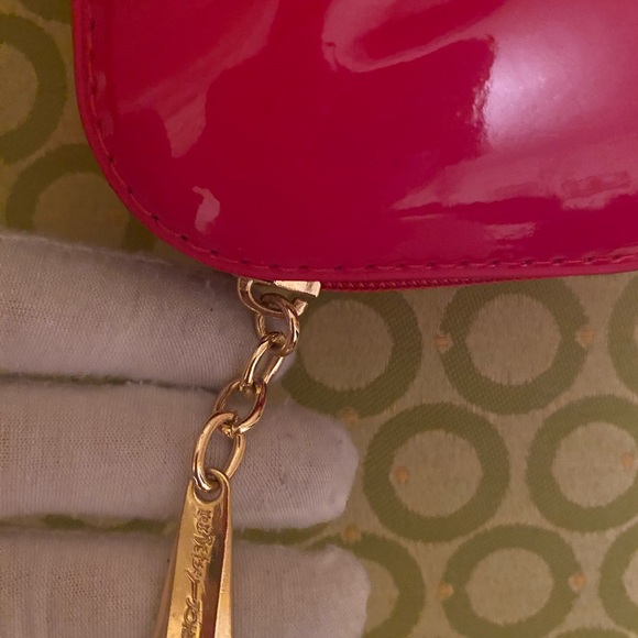 Betsey Johnson red lips purse. Hot love - Picture 3 of 6